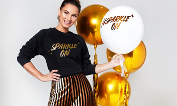  Samantha Faiers collaborates with NSPCC for Christmas jumper 